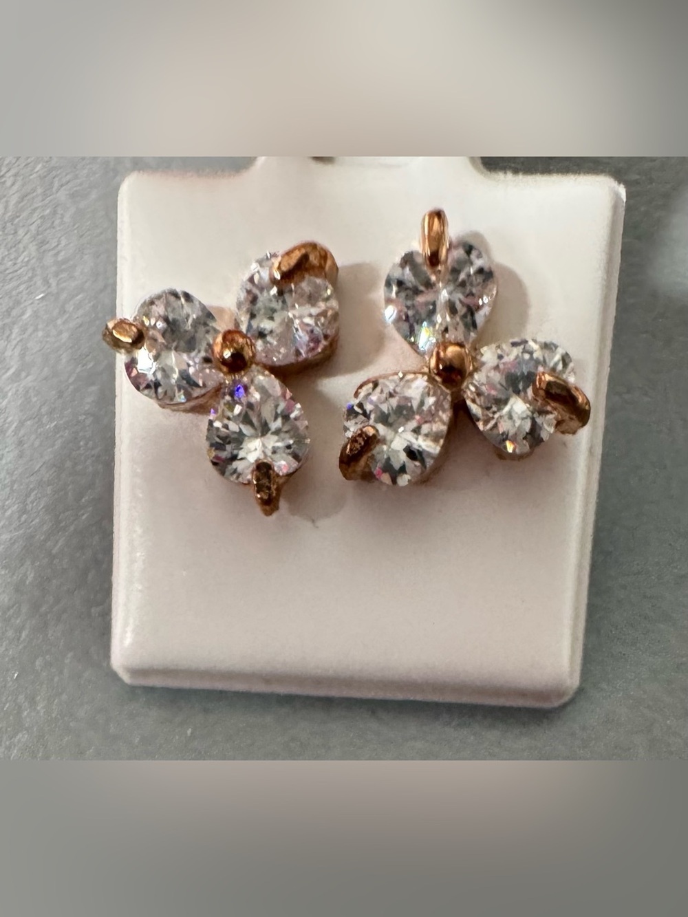 Rose gold plated Crystal Floral Stud Earrings in Rose Gold flashy shiny